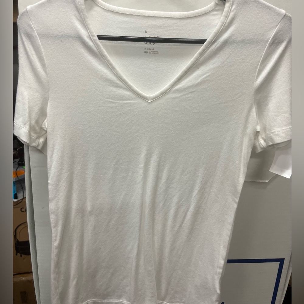 Small white stretchy dress top